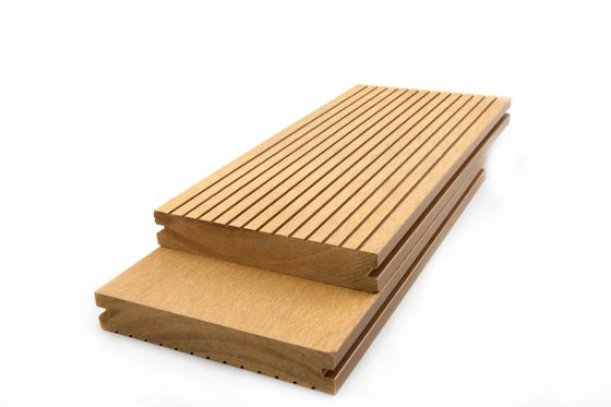 2M καλός ξύλινος πλαστικός σύνθετος πίνακας 106 X 20mm Wpc Decking μαλακτότητας στερεός